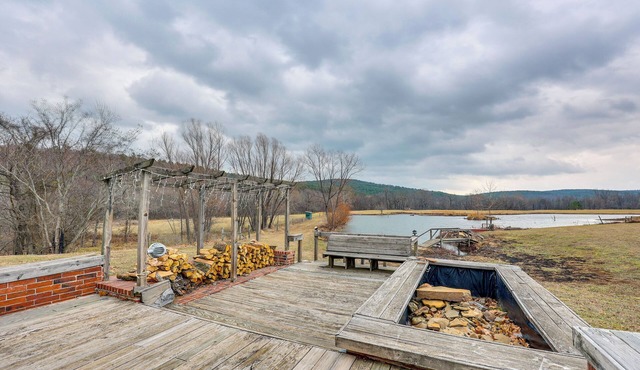 Deck & Views: Spacious ‘Lake House’ Escape