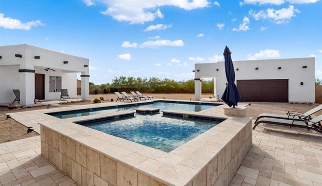 DESERT COMFORT!