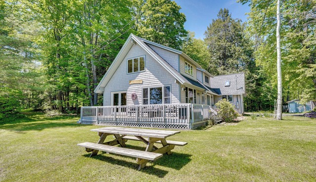 Dock + Kayaks: Annabessacook Lake Retreat!
