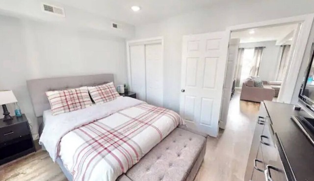 Downtown Boston Condo Near Logan Airport w/Wi-Fi and TV Streaming!