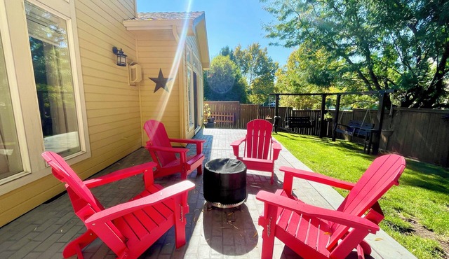 Eagle's Landing: Spacious 5BR Home w/Office, Dog Door & Nearby Family Park! in Eagle
