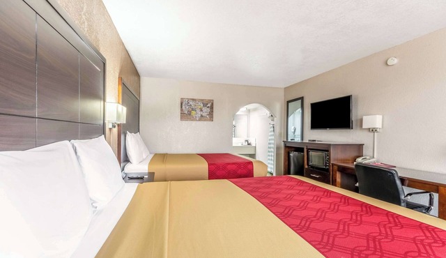 Econo Lodge Winfield