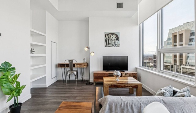 Elegant 1-Bedroom at BLVD Beltline