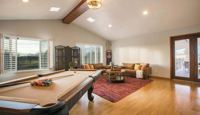 Elegant 5BR Home w/Pool Table