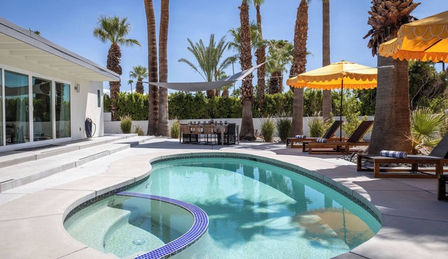 Eleven Palms – Mid-Century Modern Oasis