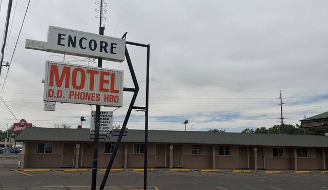 Encore Motel
