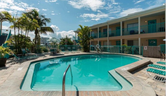 Five Palms Suite 209 - Daily - Weekly - Monthly