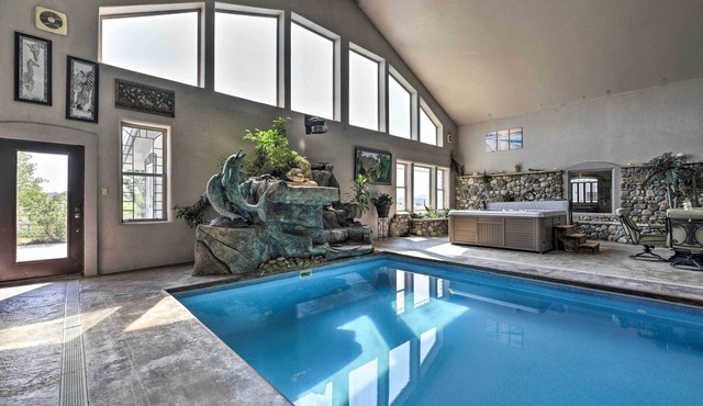 Flawless Durango Home w/Theater + Pool Table