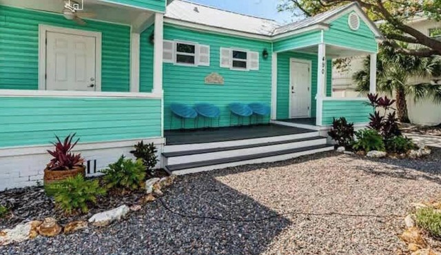 Frenchy's Cottage 490 in Clearwater Beach