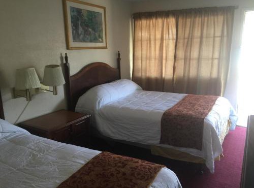 Frontier Motel