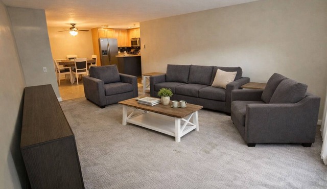 Furnished 1 bed condo in the heart of Pacific Beach