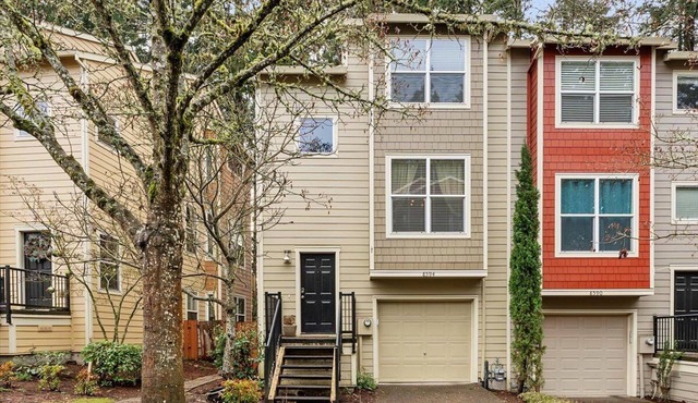 Furnished Short-term Townhome in Amberglen of Beaverton
