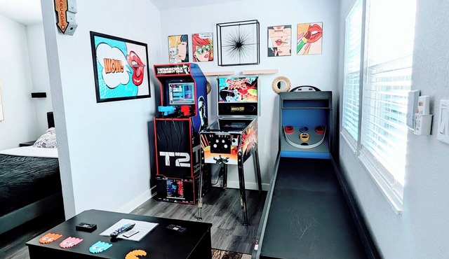Gamer's Off-Grid & Secluded Getaway, Pets Stay FREE!