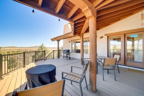 Golfer's Haven! Mtn-View Dewey Gem w/Pool Access