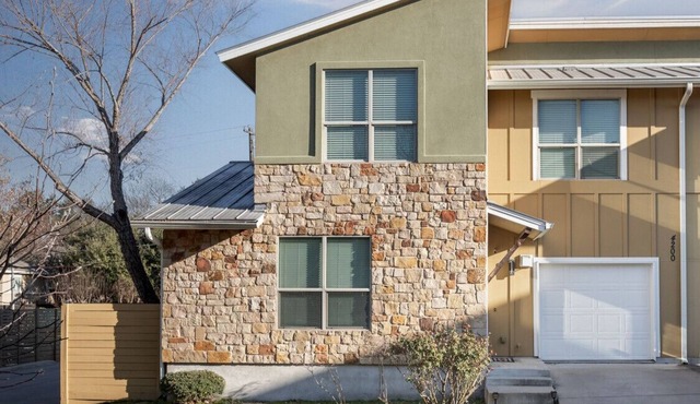 Gorgeous Gem 3Bed/3Bath 7min to DT - Walk to Radio