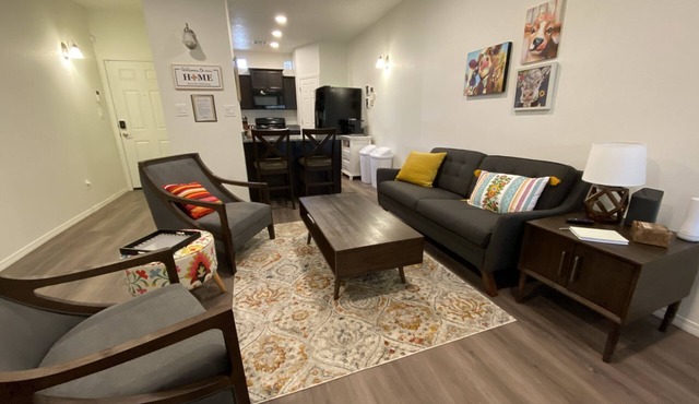 Grande Getaway-centrally located, well appointed home