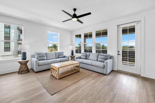 Grove Juniper 221