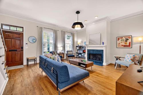 Harris House by Lucky Savannah