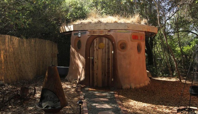 Hobbit Hut