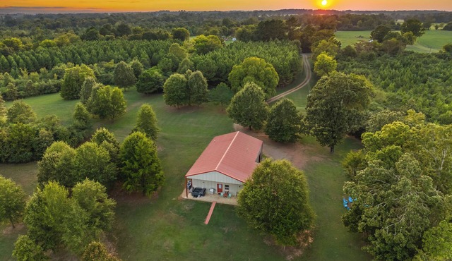 Host Your Event - 20 Acres - Hot Tub - ATV Trails