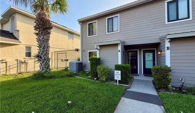 HUNTER SPRINGS condo with boat dock in Crystal River
