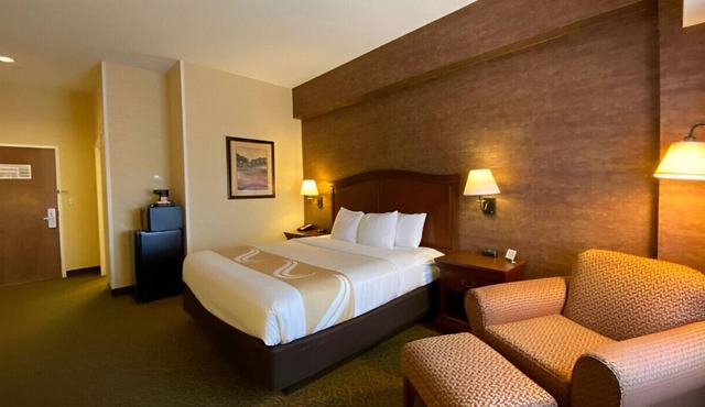 Ideal Choice for Business & Leisure Travels!