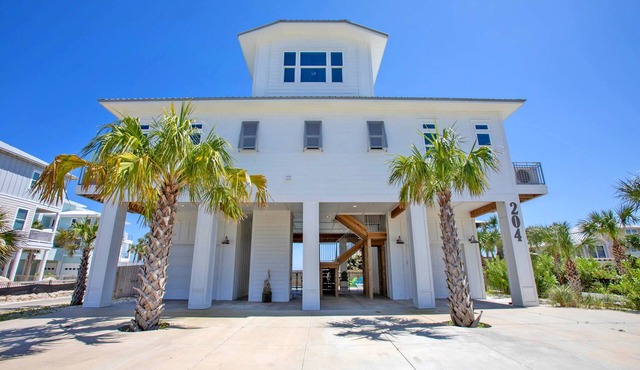 Incredible, Spacious, Family Oriented, Gulf Front Home | Private Pool!