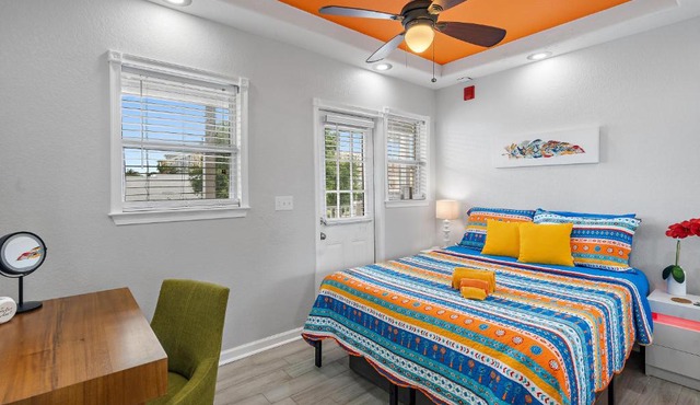 Itz a Vibe - 1 bedroom studio in the heart of DTSP