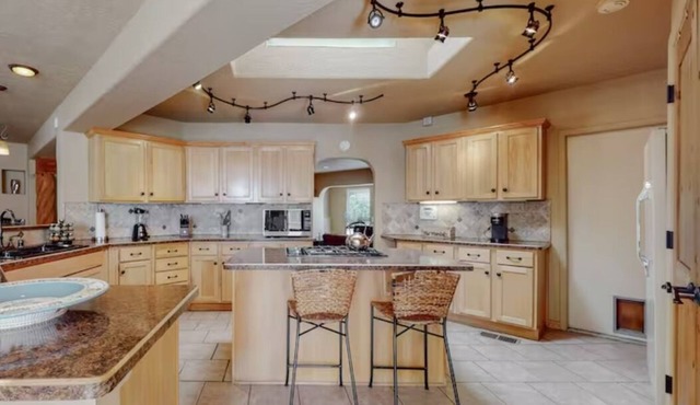 Kentucky Heights Uptown! Luxury southwest decor.