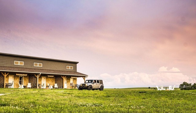 King Cabin Room Meadowlark