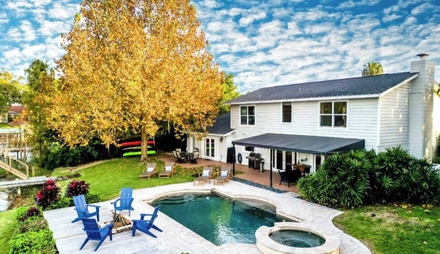 Lakefront Pool Home w/Game Room, Epic View, Kayaking