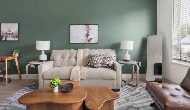 Landing | Stunning 1BD, Pool, Game Room