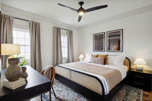 Large Townhome Combo Forsyth Park