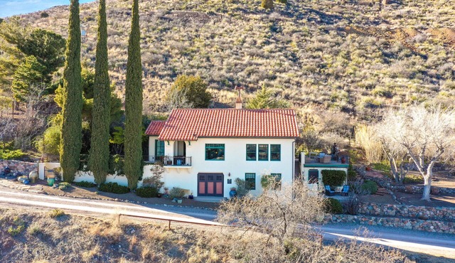 Little Daisy Historic Villa Sleeps 8 Sedona Views