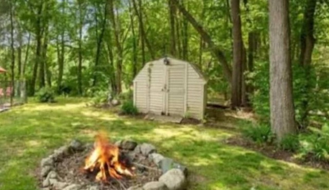 Local Oasis in Cranston