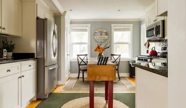 Located close to wedding venues, university, shops and eateries and Newport.