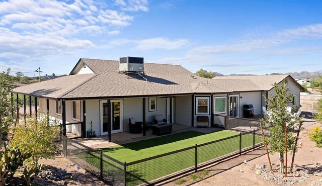 Luna Mesa/Private Back Yard, Pet Friendly, Telescope and Stargazing