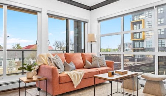 Luxe 2BR 2BA | AC | Near Downtown MRU Currie