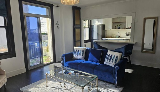 Luxe Suite one bedroom condo with free parking, balcony and partial ocean view.