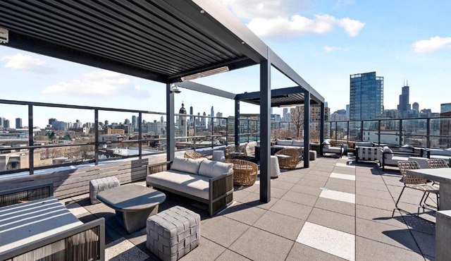 Luxury 2BD-2BA View-Gym-Rooftop