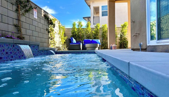 Luxury Palm Springs Oasis | Heated Pool, Firepit, 5 Minutes to Downtown
