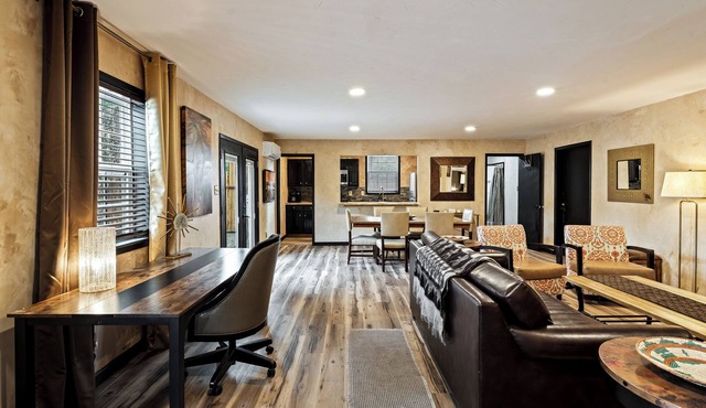 LUXX LODGE Glamping and Taos RV Park