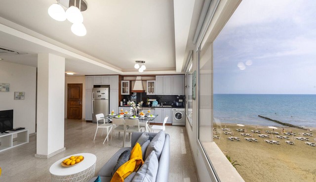 Mackenzie Eftyhia Beachfront Suite in Larnaca