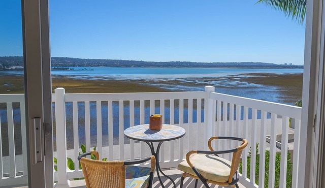 @ Marbella Lane - Bayfront Bliss|Sunset Views+Pool