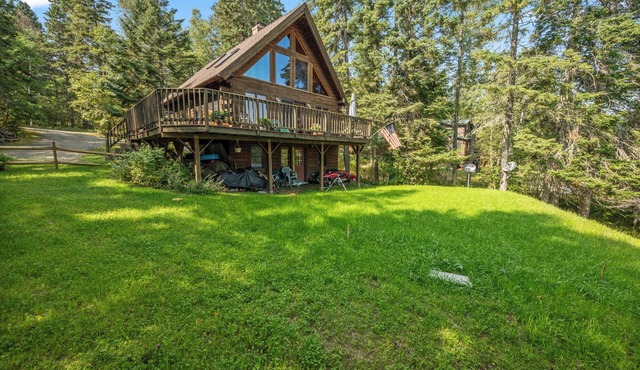 McDonnell - Beautiful Log Home on Rangeley Lake!
