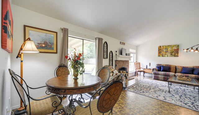 Mcqueeney Home w/Grill ~ 10 Mi to New Braunfels