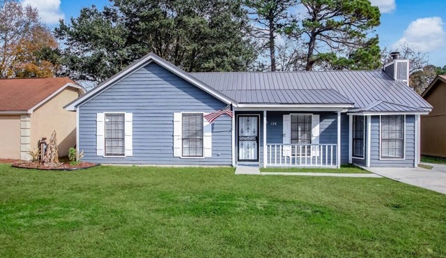 Mins to Downtown & Islands! Robinhood Cottage