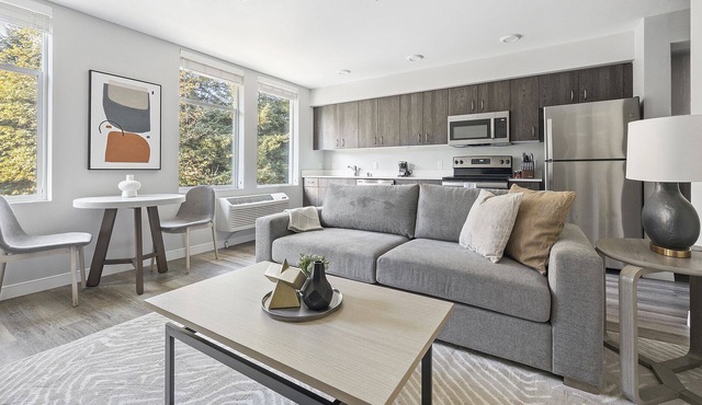 Modern Apartment in Prime Location (ID5126X43)