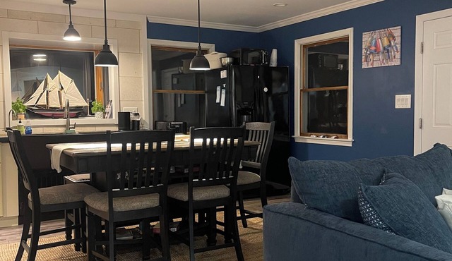 Modern Cape -3 Bedroom- Boothbay Harbor - Near Ocean -Golf-Botanical Gardens