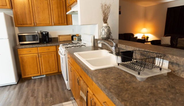 Modern home with private yard, walking distance from downtown Chama